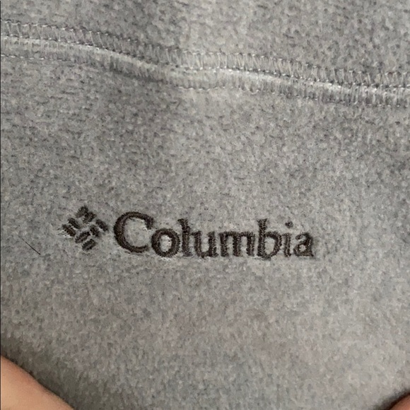 Columbia Pullover (Grey and Pink) - Picture 5 of 6